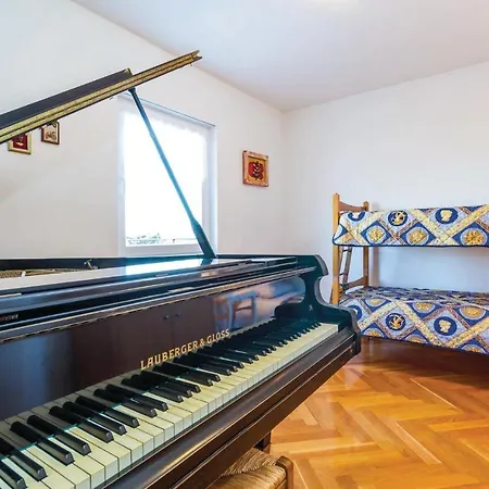 Gorgeous Home In Kastav With Wifi * Kastav