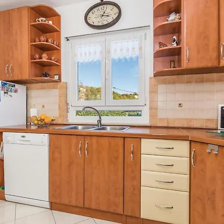 Gorgeous Home In Kastav With Wifi *
