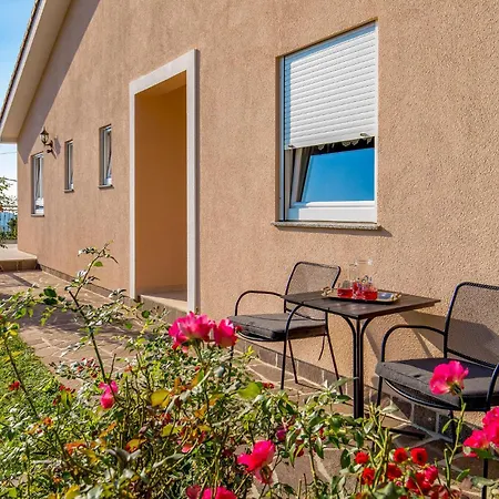 Gorgeous In With Wifi בית נופש